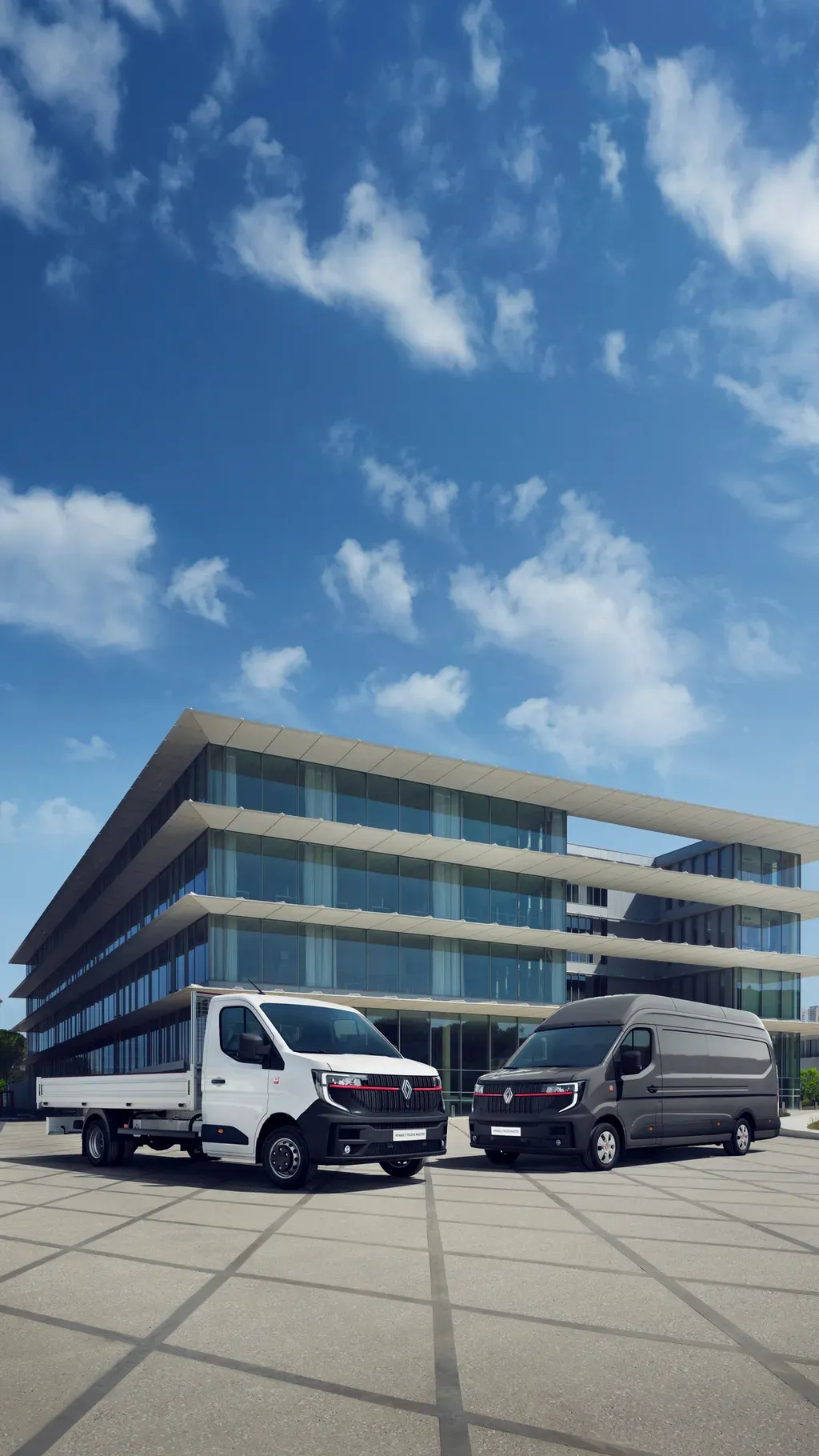 Renault Trucks expands Master LCV range with two variants