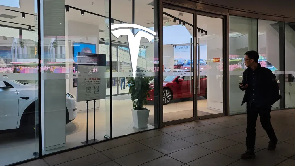 Tesla China sales hit three-year low amid local competition
