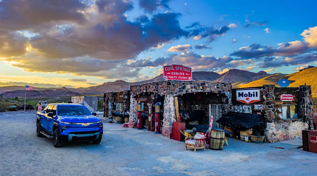 Electric RV travel on Oatman and the Arizona Sidewinder