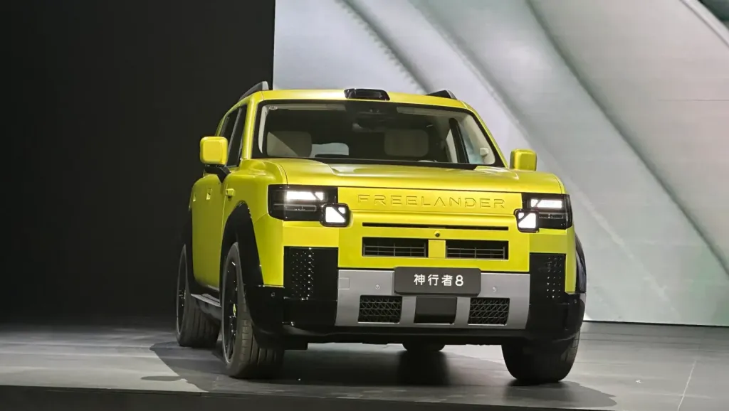 Freelander 8 opens China pre-orders with 818 hp and Huawei ADS 5