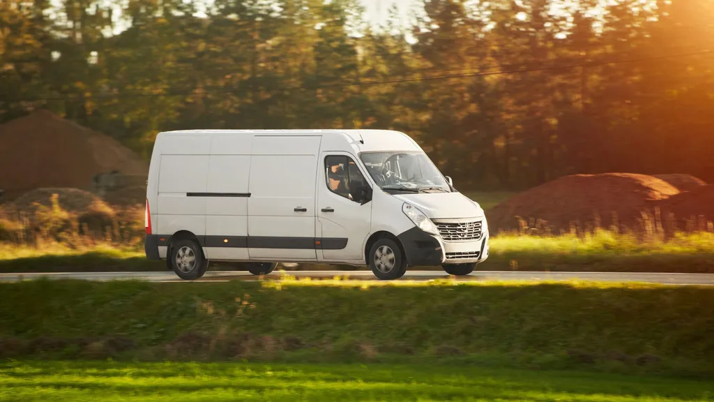 EU extends Smart Tachograph 2 mandate to 2.5-3.5t vans