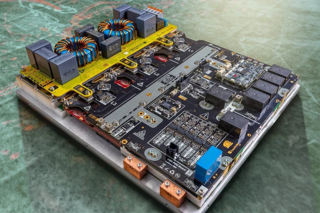 22 kW bidirectional on-board charger in 4-litre package