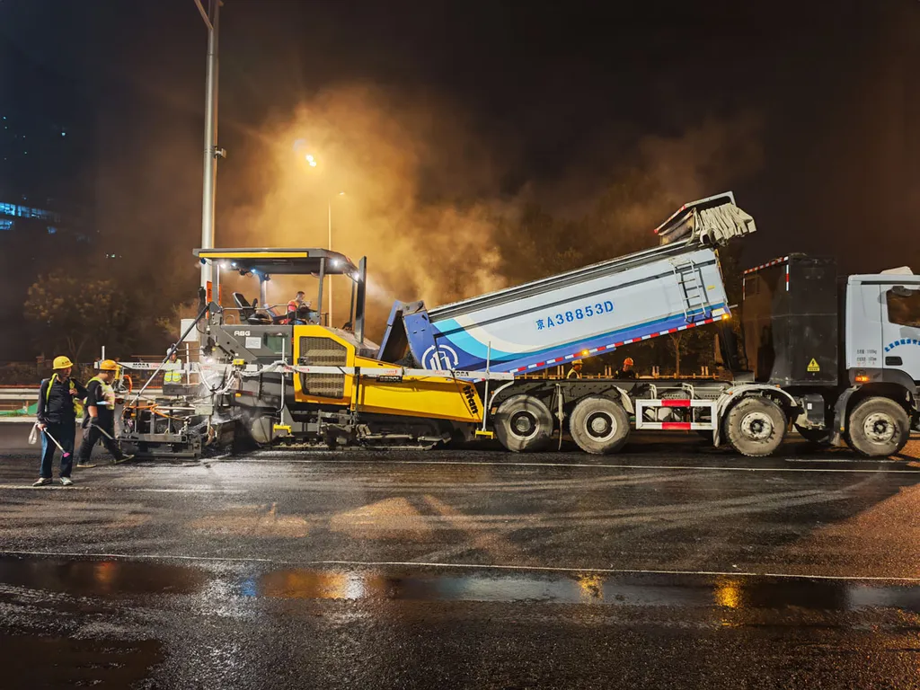 Over 40 ABG 8820 Pavers Used for Beijing East Fourth Ring Road Repair