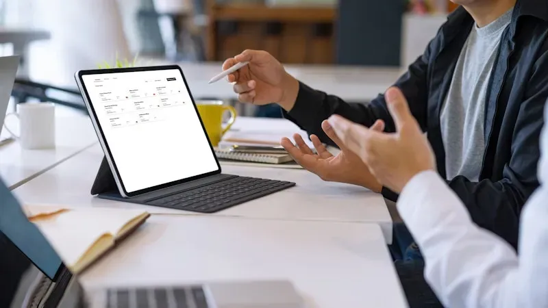 Key Considerations for Selecting Fleet Management Systems