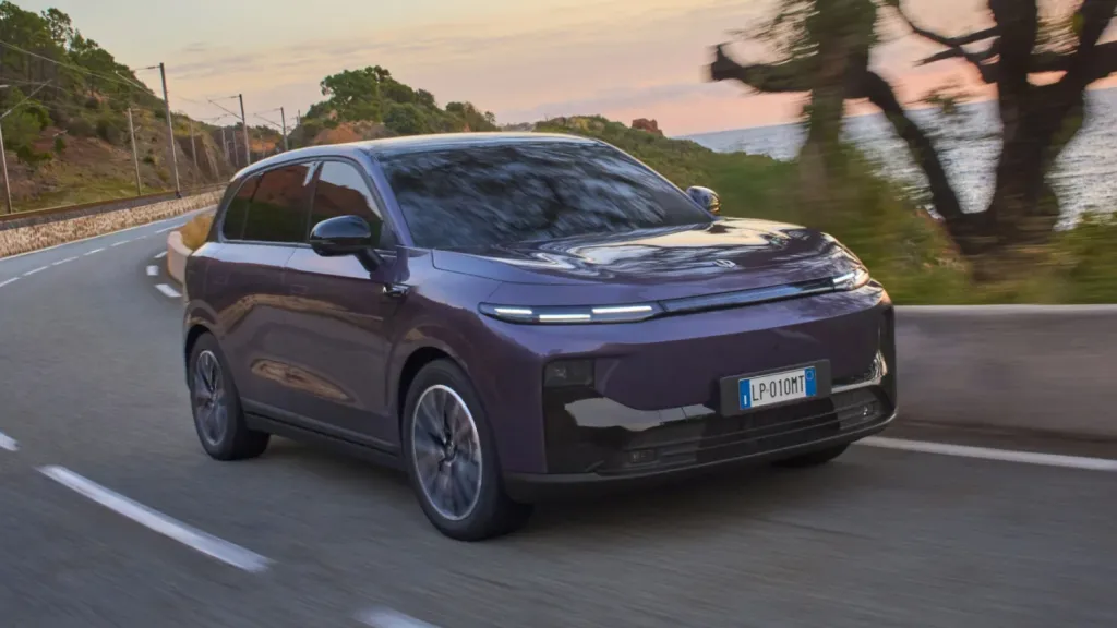 Leapmotor launches B10 EREV crossover in Mexico