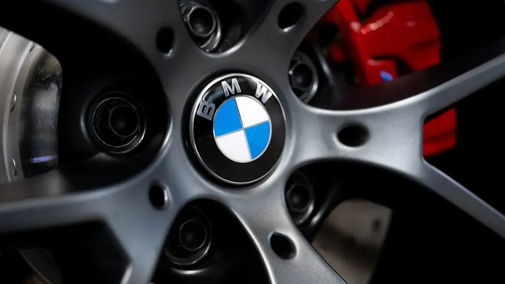 EU Steel Tariff Hike Impacts European Auto Sector Shares