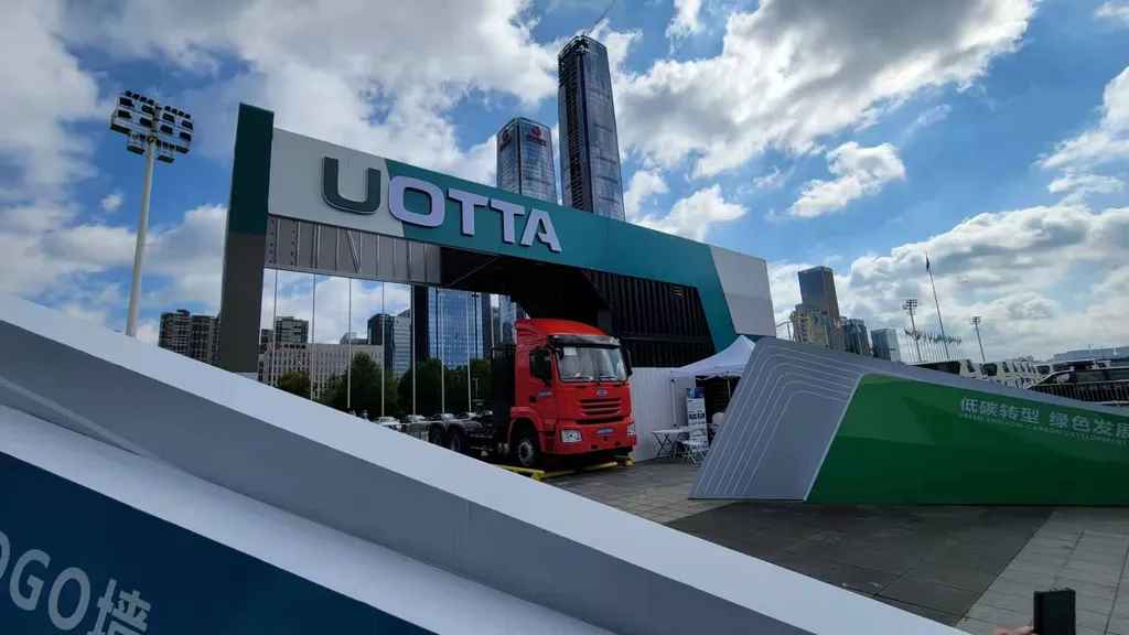 Whale Logistics orders 1000 battery-swap trucks from U Power