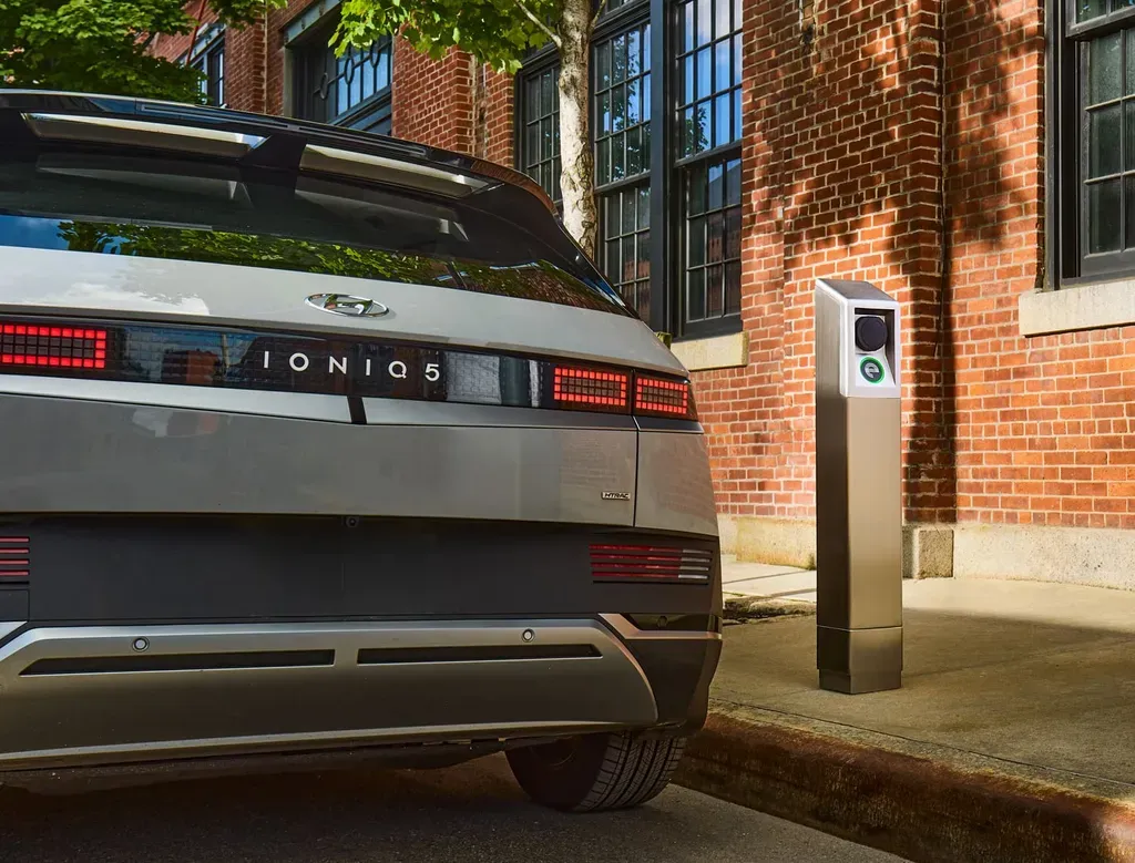 It’s Electric to Install Building-Powered Curbside EV Chargers
