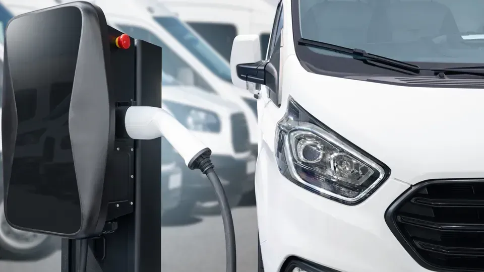 Lightfoot and Drax Collaborate on EV Fleet Management