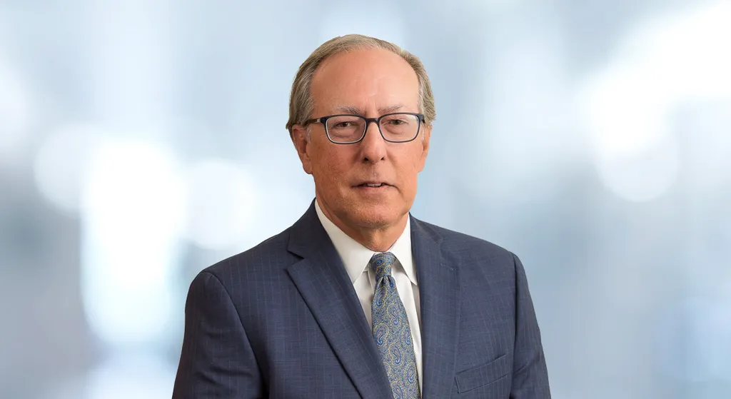 Doug Marcello receives TAEC award for trucking industry service