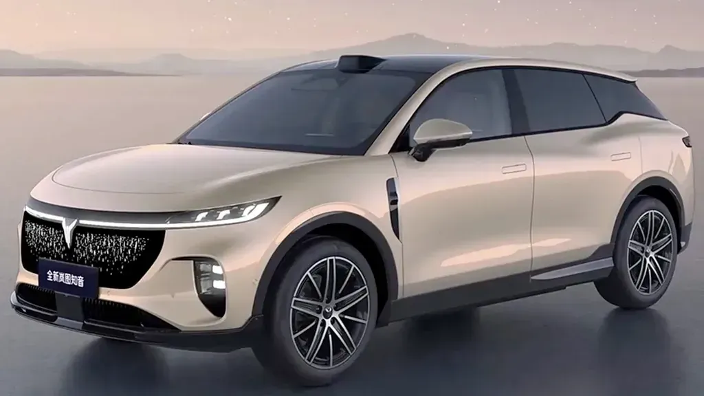 Voyah Courage Interior Unveiled with Huawei ADS 4.0 Ahead of Launch