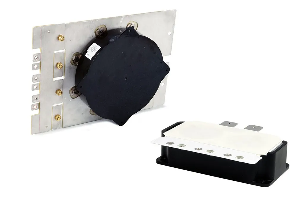 Peak Nano & Advanced Conversion 800V+ DC capacitors