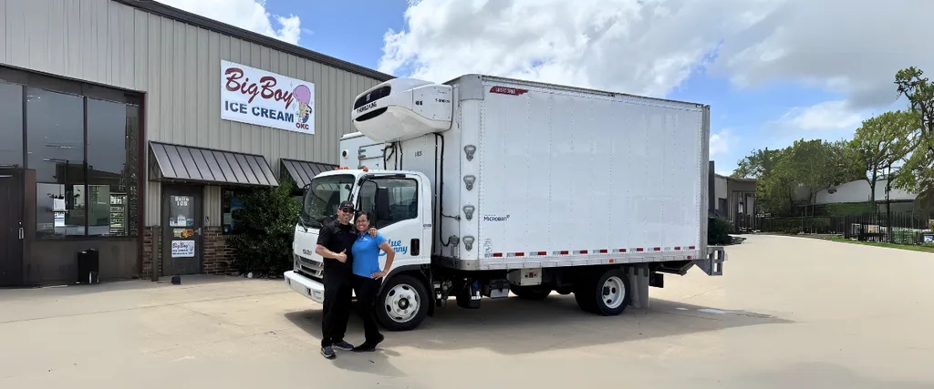 Great Dane Alpine Truck Body Supports Big Boy Ice Cream Deliveries