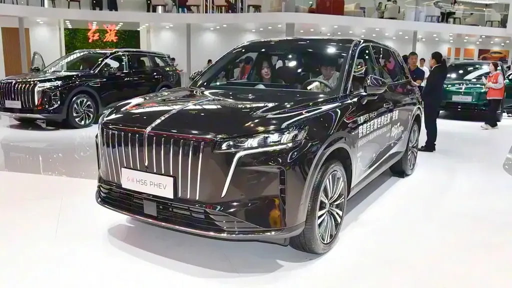 Hongqi HS6 PHEV SUV launched with 1,650 km range