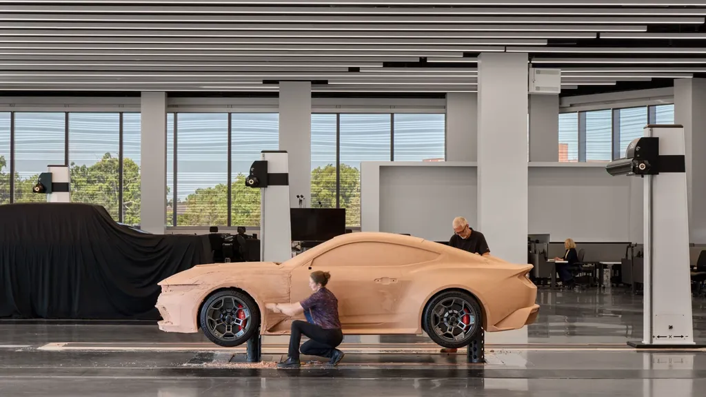 Ford opens 2.1m sq ft world headquarters in Dearborn