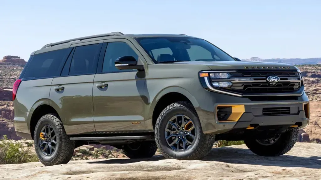 Ford Expedition SUV Sales Surge Amid EV Market Growth