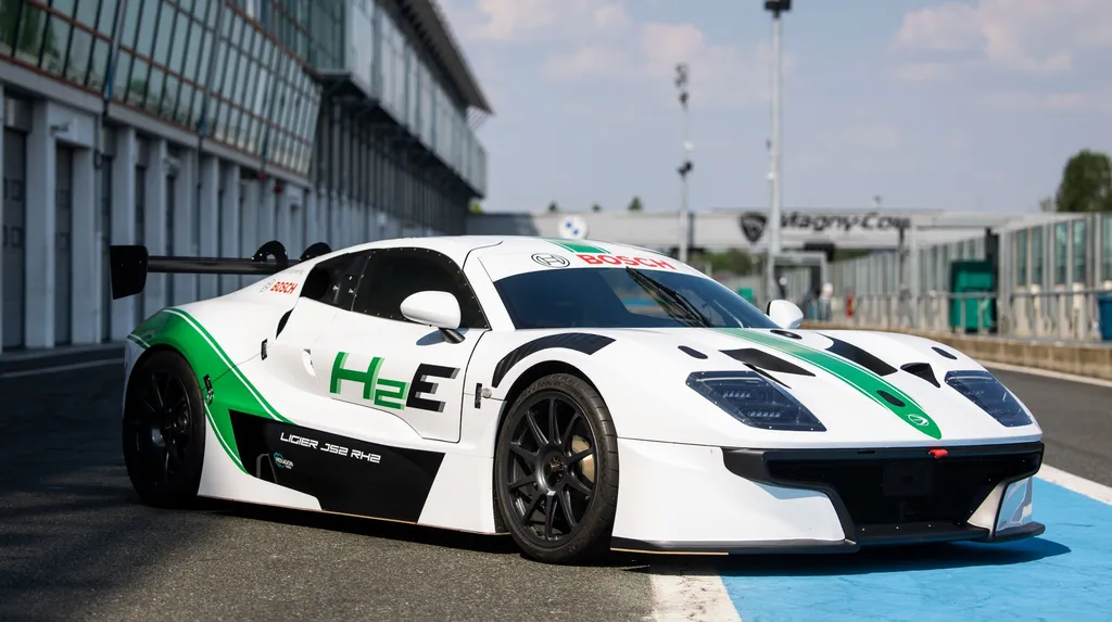 Maserati Nettuno converted into 480kW hydrogen race engine