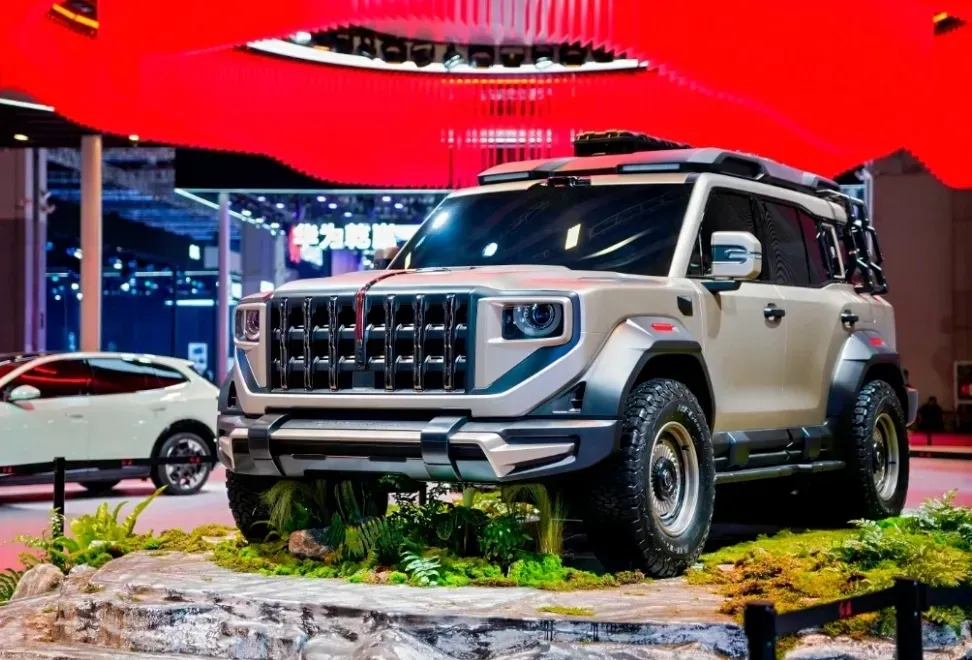 Hongqi Launches Four-Motor Electric Off-Road SUV at Shanghai Show