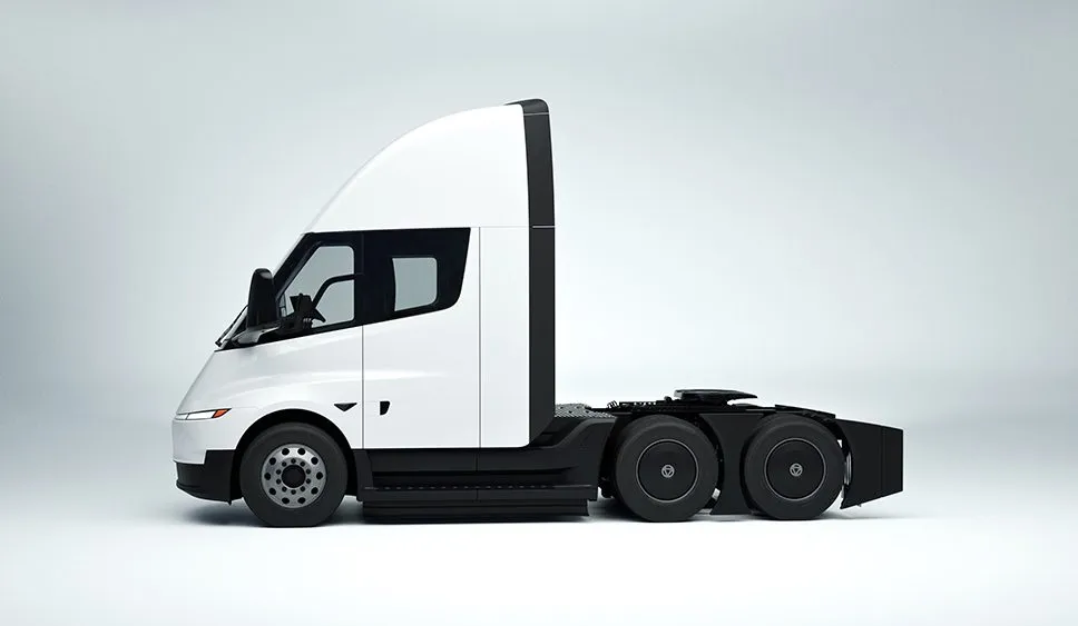 WattEV orders 370 Tesla Semi trucks for California ports