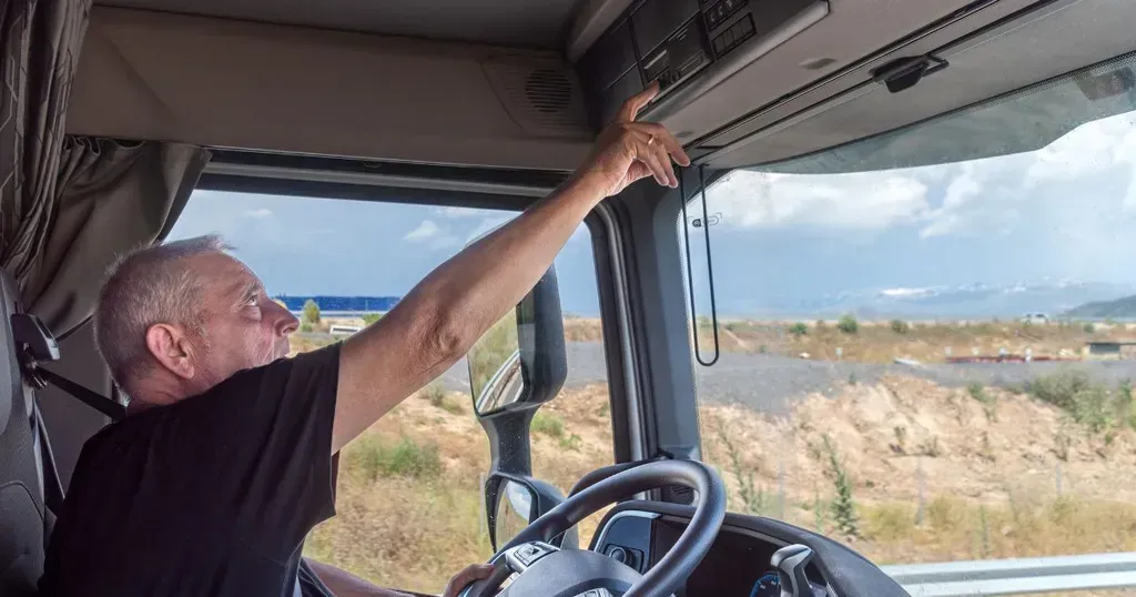 Smart Tachograph 2 Installation Deadline for International Fleets