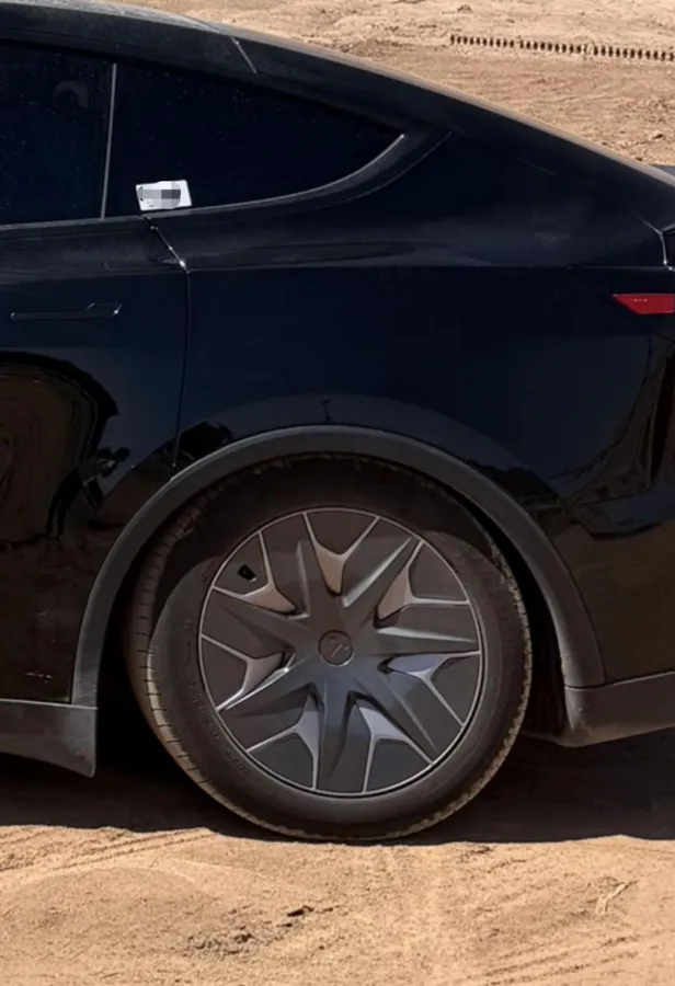 Tesla changes Model Y L specifications amid rear-suspension complaints