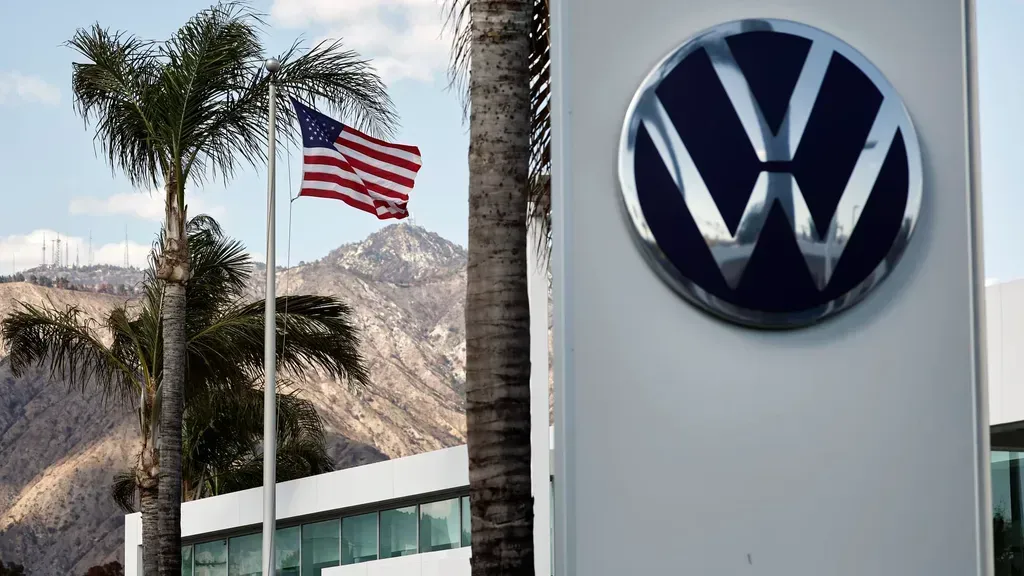 Volkswagen Q1 Profit Falls 37% Amid Tariff Concerns